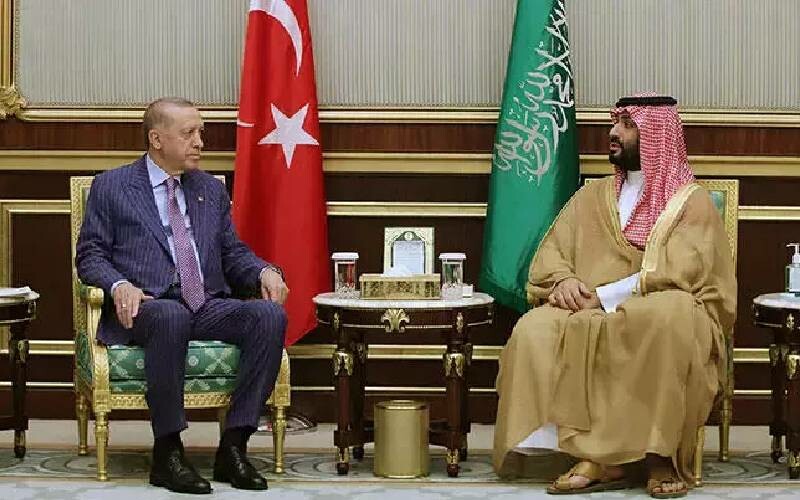 Cumhurbaşkanı Erdoğan’dan Riyad’da diplomasi trafiği: Kritik görüşmeler peş peşe gerçekleşti Cumhurbaşkanı Erdoğan’dan Riyad’da diplomasi trafiği: Kritik görüşmeler peş peşe gerçekleşti