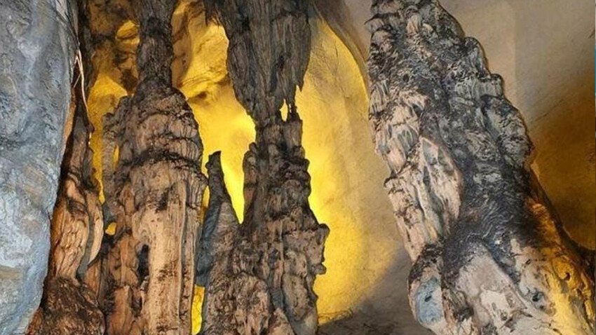 Sıcaklığı yaz-kış değişmiyor, 28 derecede sabit kalıyor! 5 milyon yıllık Yalan Dünya Mağarası ziyaretçilerini hayran bırakıyor