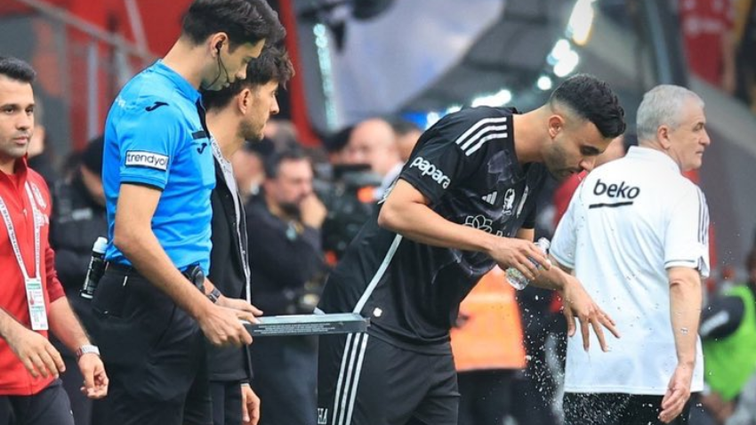 Soyunma odasında ağlayan Ghezzal'dan ilginç açıklama: Özür dilemeyeceğim! Ghezzal