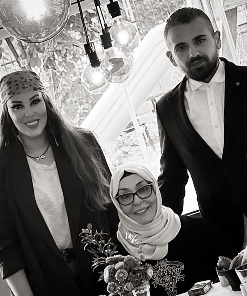 Ferdi Tayfur’a torun müjdesi! Kızı Tuğçe Tayfur anne oluyor Ferdi Tayfur’a torun müjdesi! Kızı Tuğçe Tayfur anne oluyor