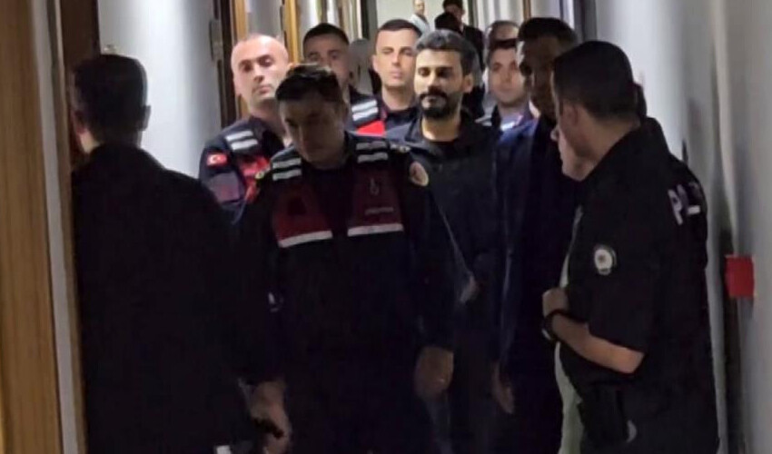 Dilan Polat’tan ikinci tutuklama kararına tepki: Gözyaşlarıyla eşine seslendi Dilan Polat’tan ikinci tutuklama kararına tepki: Gözyaşlarıyla eşine seslendi