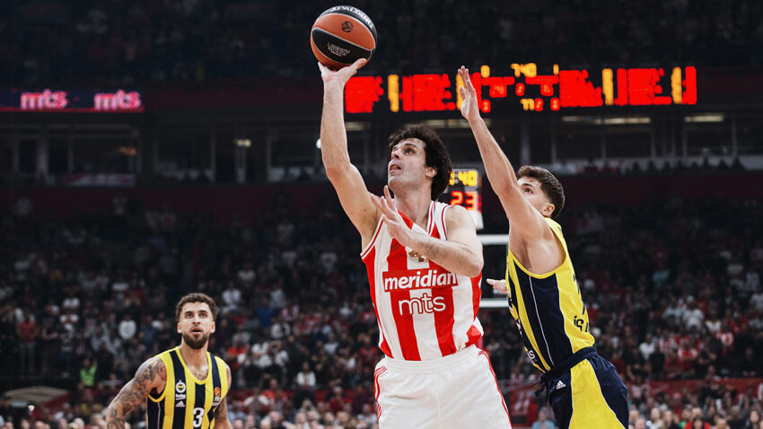 Fenerbahçe Beko'ya Belgrad'da 31 sayı fark! Euroleague tarihinin en ağır yenilgisi geldi Fenerbahçe Beko'ya Belgrad'da 31 sayı fark! Euroleague tarihinin en ağır yenilgisi geldi
