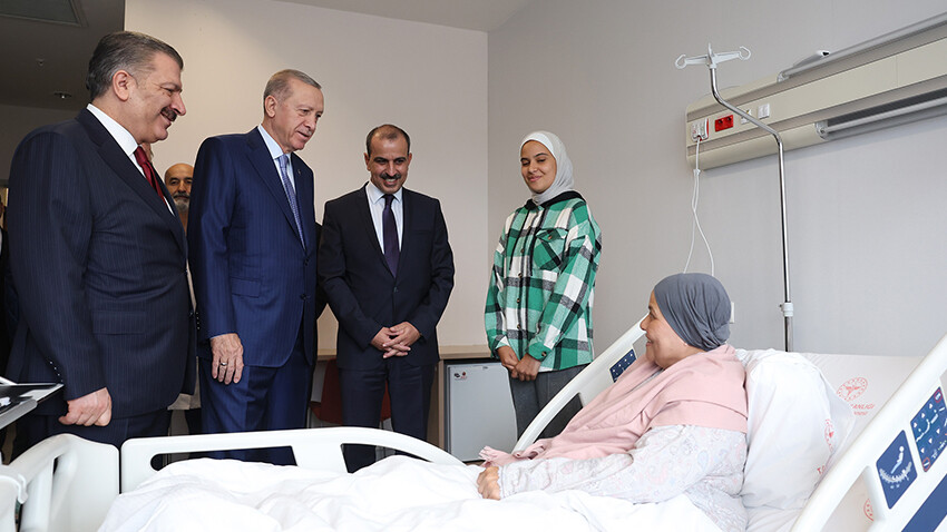 Cumhurbaşkanı Erdoğan'dan Ankara'da Gazzeli hastalara ziyaret Cumhurbaşkanı Erdoğan'dan Ankara'da Gazzeli hastalara ziyaret