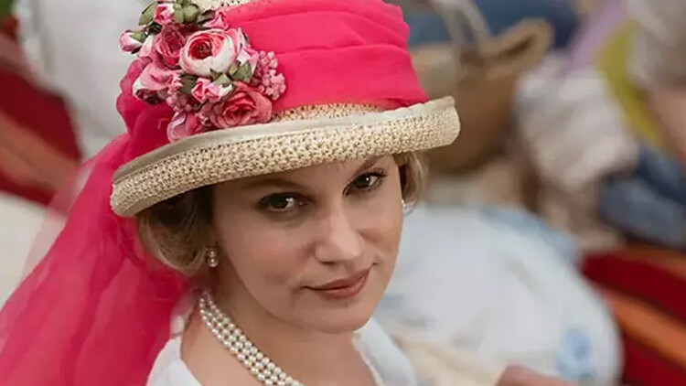 Farah Zeynep Abdullah ve Beren Saat'in oyunculukları karşılaştırıldı! Herkesin tek bir favorisi var Farah Zeynep Abdullah ve Beren Saat'in oyunculukları karşılaştırıldı! Herkesin tek bir favorisi var