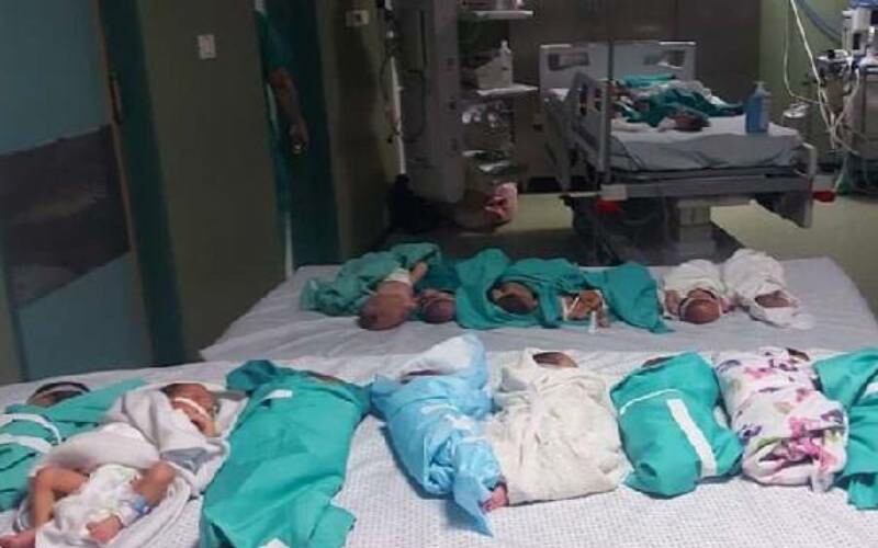 Tanklar gitti, buldozerler geldi! İsrail Şifa Hastanesi’nin bahçesini kazıyor Tanklar gitti, buldozerler geldi! İsrail Şifa Hastanesi’nin bahçesini kazıyor