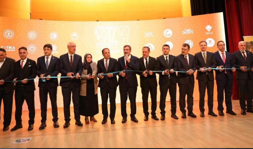 Bal ihracatında rekor! 316 milyon dolarlık gelir sağlandı Bal ihracatında rekor! 316 milyon dolarlık gelir sağlandı