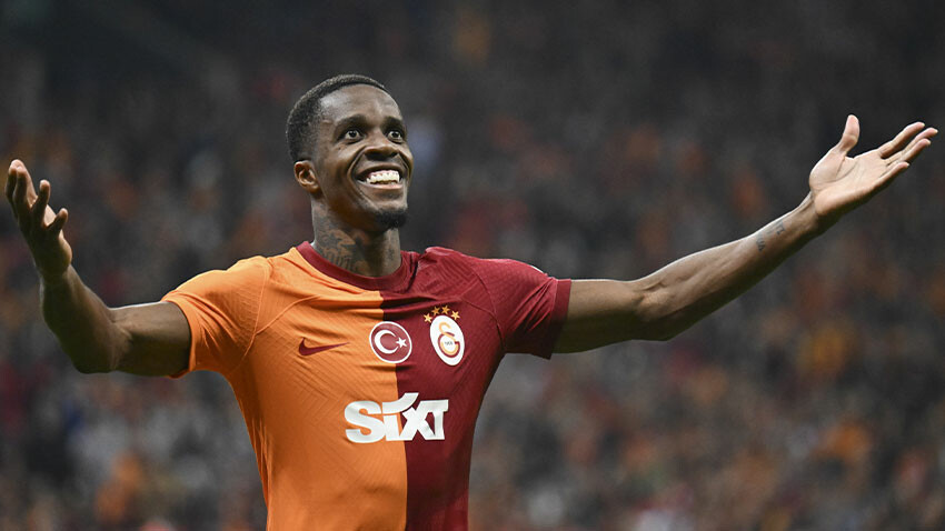 Wilfried Zaha'nın tek rakibi Lionel Messi! Galatasaraylı yıldız dünya gündeminde Zaha