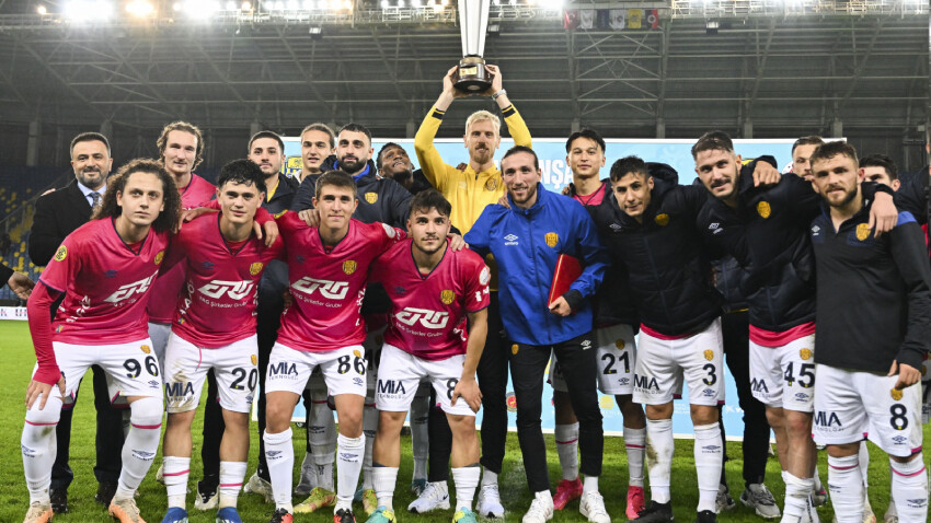 56. TSY Ankara Kupası'nın kazanan Ankaragücü Gençlerbirliği ile kupa sayılarını eşitledi 56. TSY Ankara Kupası'nın kazanan Ankaragücü Gençlerbirliği ile kupa sayılarını eşitledi