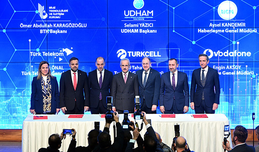 Ulaştırma Bakanı'ndan 5G açıklaması: Yerli ve milli üretim desteklenecek Ulaştırma Bakanı'ndan 5G açıklaması: Yerli ve milli üretim desteklenecek