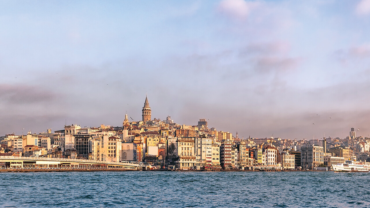 Mısralar Boğaz’ın sularına karışacak