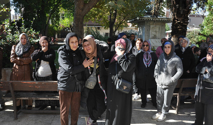 Anne ve kızını öldüren katil komşu tutuklandı! İfadesi kan dondurdu Anne ve kızını öldüren katil komşu tutuklandı! İfadesi kan dondurdu