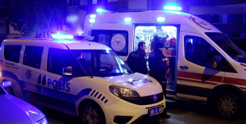 Aksaray'da dehşet! Doktor, doktoru park yeri yüzünden bıçakladı Aksaray'da dehşet! Doktor, doktoru park yeri yüzünden bıçakladı