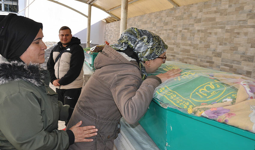 Anne ve kızını öldüren katil komşu tutuklandı! İfadesi kan dondurdu Anne ve kızını öldüren katil komşu tutuklandı! İfadesi kan dondurdu