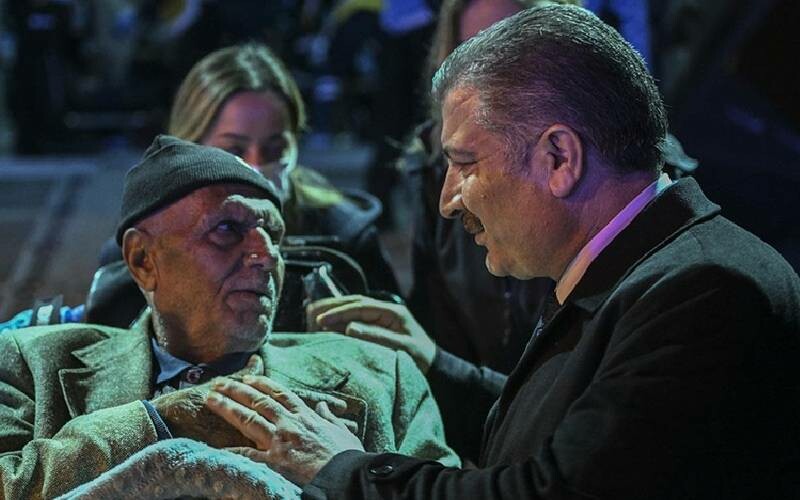 İsrail'in saldırıları nedeniyle Gazze'de tedavi altına alınamayan kanser hastaları Türkiye'ye getirildi İsrail'in saldırıları nedeniyle Gazze'de tedavi altına alınamayan kanser hastaları Türkiye'ye getirildi
