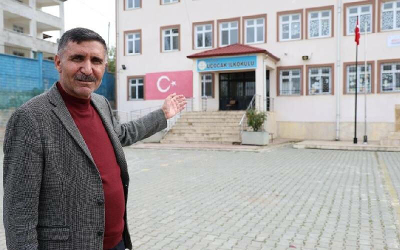 Arama motorunda gördü, çok sevdi: 80 yıllık okulun adını ‘Messi’ yapmak için harekete geçti