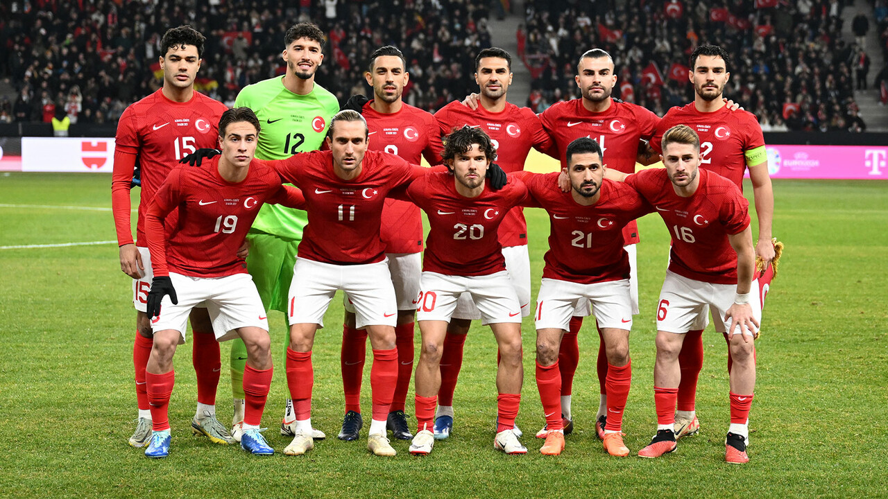 Galler - Türkiye muhtemel 11&#039;ler | A Milli Takım liderlik maçına çıkıyor