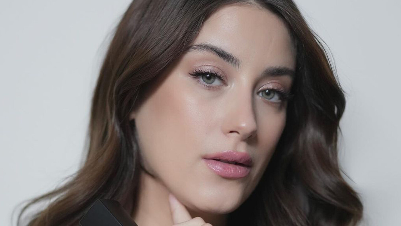 Hazal Kaya’dan duygulandıran veda: Ağlıyorum sadece