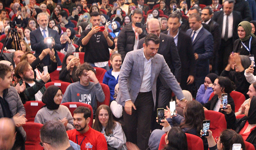 Selçuk Bayraktar, TB3 SİHA'nın ilk uçuş tarihini açıkladı selçuk bayraktar