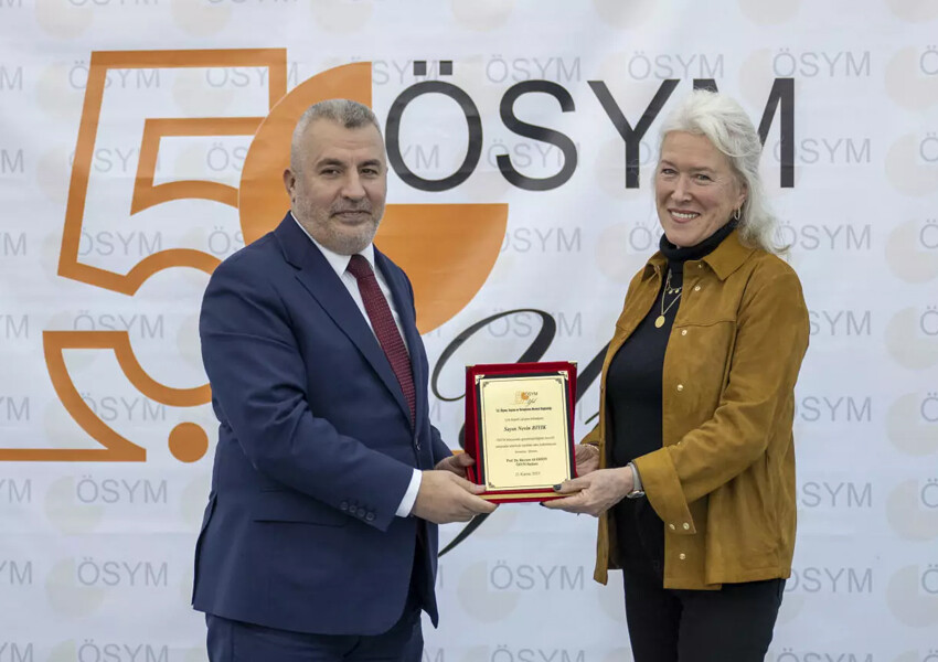 ÖSYM'den yeni dil sınavı sinyali: 'Devrim niteliğinde değişiklikler olacak' diyerek duyurdu ÖSYM'den yeni dil sınavı sinyali: 'Devrim niteliğinde değişiklikler olacak' diyerek duyurdu