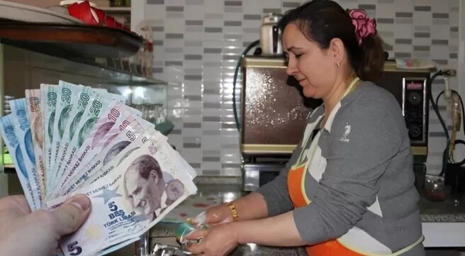 Ev hanımları nasıl emekli olabilir? Ev hanımlarına emeklilik şartları!