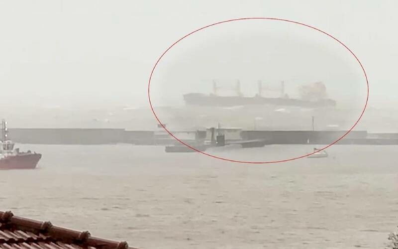 Zonguldak’ta kayıp mürettebatı arama çalışmaları 4’üncü gününde devam ediyor Zonguldak’ta kayıp mürettebatı arama çalışmaları 4’üncü gününde devam ediyor