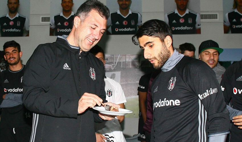 Aras Özbiliz futbolu bıraktı! Beşiktaş büyük umutlarla transfer etmişti! Bonservisine 12 milyon euro ödendi Aras Özbiliz futbolu bıraktı! Beşiktaş büyük umutlarla transfer etmişti! Bonservisine 12 milyon euro ödendi