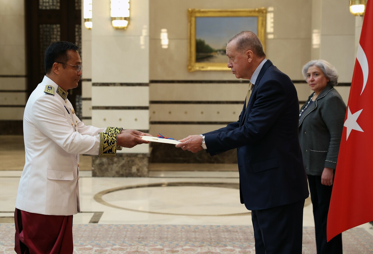 Erdoğan, Kamboçya Büyükelçisi Sok’u kabul etti Erdoğan, Kamboçya Büyükelçisi Sok’u kabul etti