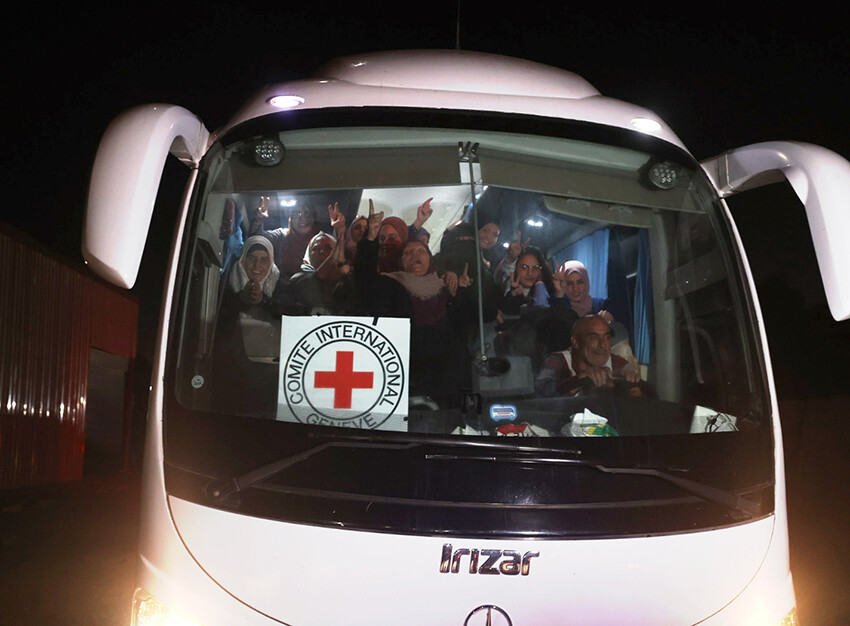 Serbest bırakılan Filistinli kadın: Direnişçiler olmasaydı özgürlüğü göremezdik