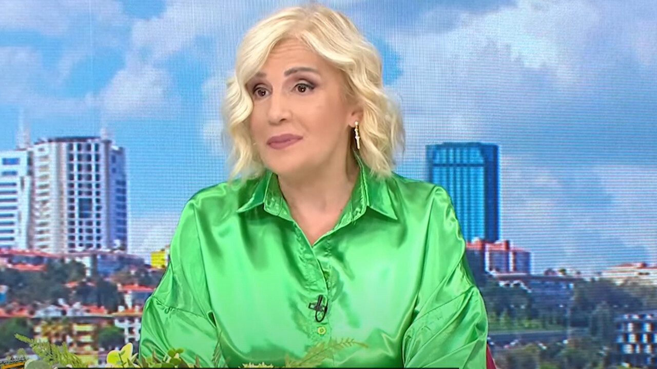 Maddi zorluklar yaşayan Çiğdem Tunç, evini satmak zorunda kaldı Maddi zorluklar yaşayan Çiğdem Tunç, evini satmak zorunda kaldı