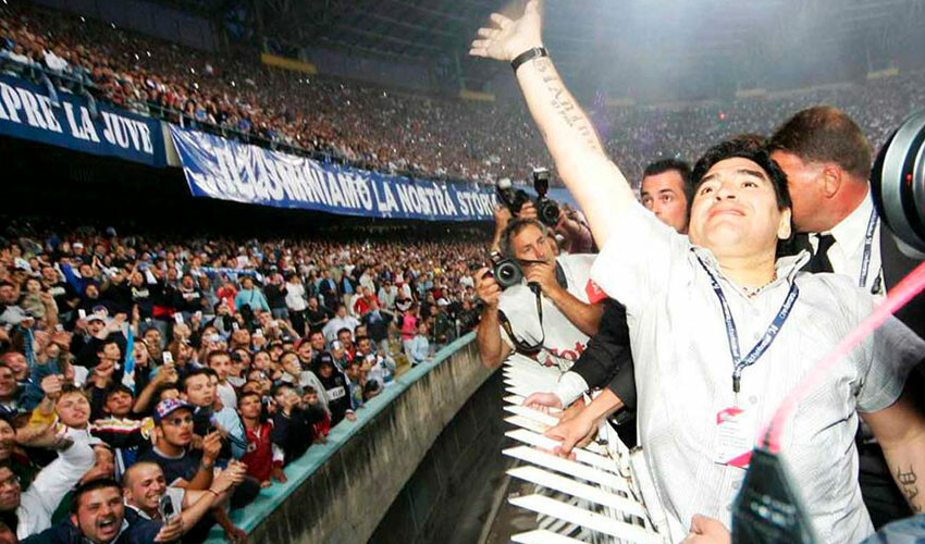 Dünya futbolu Maradona'yı unutamadı! Vefatının üçüncü senesinde şaşırtan bilgiler Dünya futbolu Maradona'yı unutamadı! Vefatının üçüncü senesinde şaşırtan bilgiler