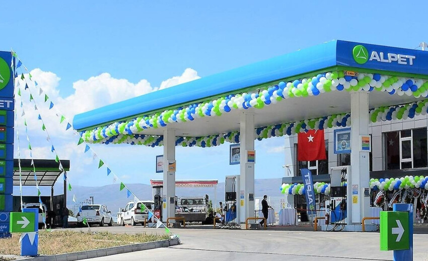 Bir akaryakıt devi daha satılıyor: Rekabet Kurumu'na başvurdu, işte yeni sahibi... Bir akaryakıt devi daha satılıyor: Rekabet Kurumu'na başvurdu, işte yeni sahibi...
