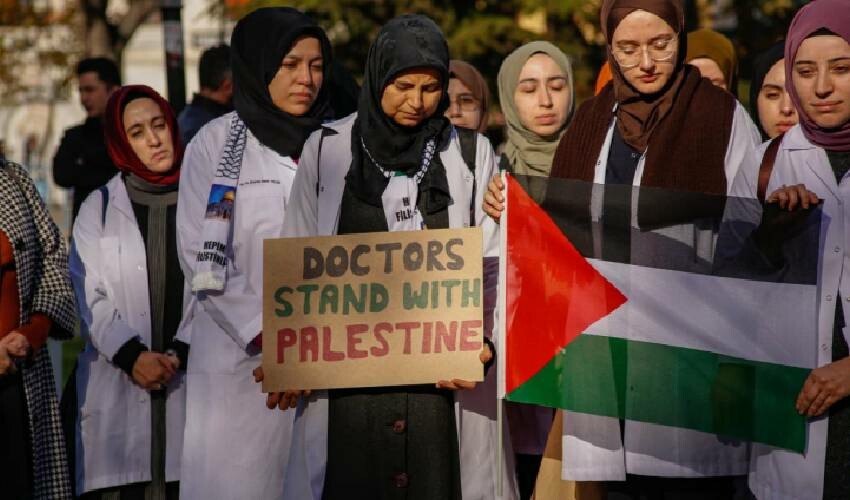 Doktorlar Gazze'deki katliamı  Doktorlar Gazze'deki katliamı