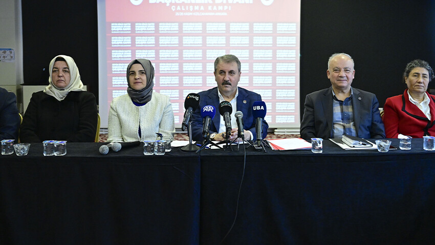 İYİ Parti’den ayrılanlar BBP’ye mi katılacak? Parti lideri Destici’den flaş açıklama: "Arkadaşlarımızın görüştüğü isimler var" BBP lideri Mustafa Destici