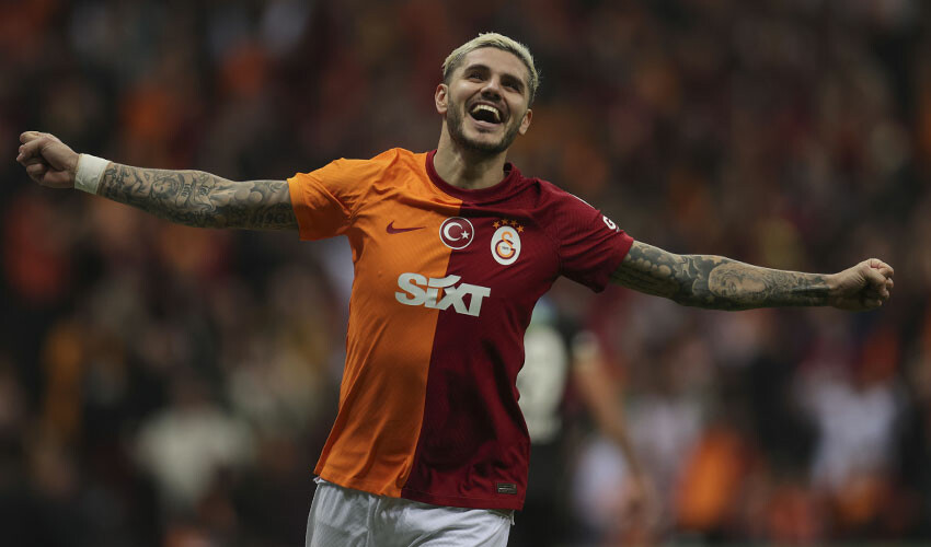 Icardi ay-yıldızlı bilekliği neden taktığını anlattı! Arjantinli yıldız Türk mü oluyor? ıcardi