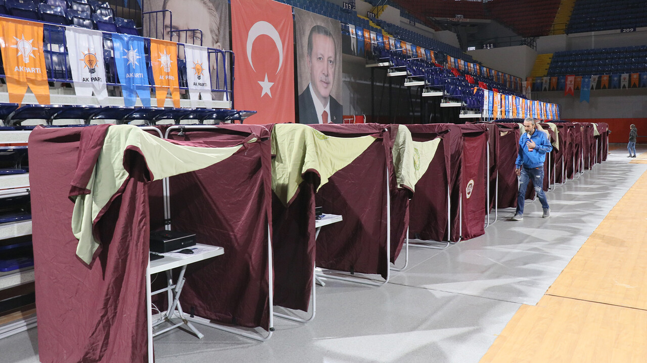 AK Parti’de kritik gün: 81 ilde temayül! İBB için 6 aday... AK Parti’de kritik gün: 81 ilde temayül! İBB için 6 aday...