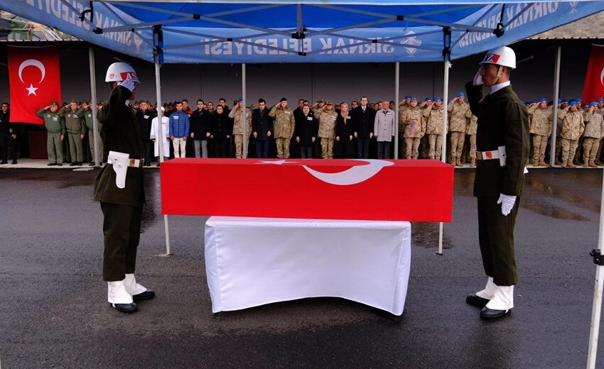 Pençe-Kilit şehitleri memleketlerine uğurlandı Pençe-Kilit şehitleri memleketlerine uğurlandı