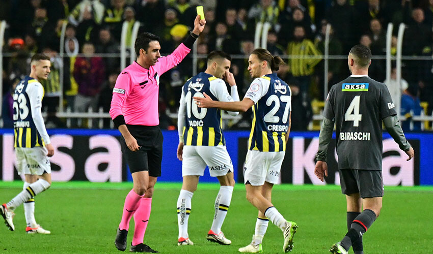 Erman Toroğlu, Fenerbahçe - Fatih Karagümrük maçı sonrası çıldırdı: İğrenç bir olay, defolun! Erman Toroğlu, Fenerbahçe - Fatih Karagümrük maçı sonrası çıldırdı: İğrenç bir olay, defolun!