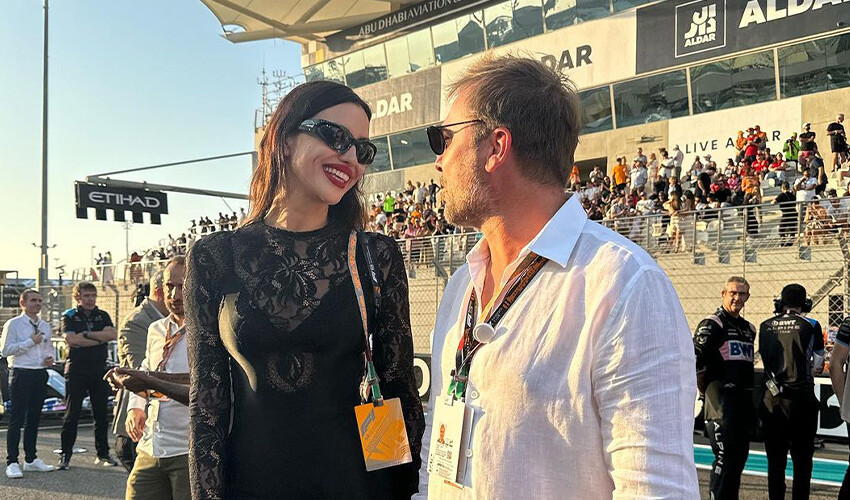 Engin Altan Düzyatan ile Chris Hemsworth yan yana! Sosyal medya yıkıldı Engin Altan Düzyatan ile Chris Hemsworth yan yana! Sosyal medya yıkıldı