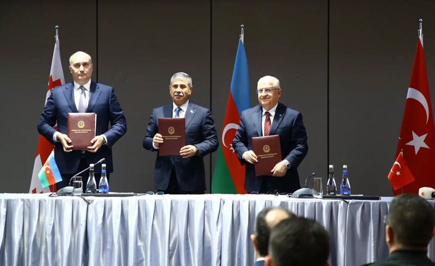 Bakan Güler Ermenistan’a seslendi: Tarihi fırsatı kaçırmayın! Bakan Güler Ermenistan’a seslendi: Tarihi fırsatı kaçırmayın!