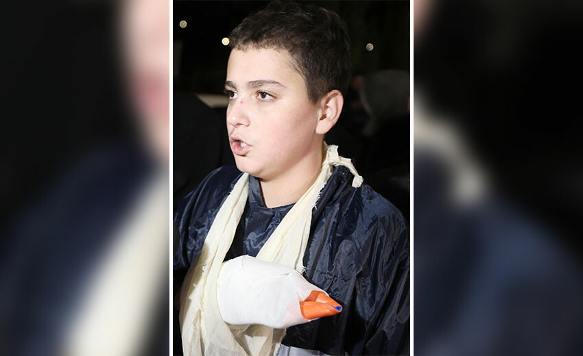 Serbest bırakılan Filistinli çocuk esirden kan donduran sözler: İsrail güçleri bize vahşice saldırdı Serbest bırakılan Filistinli çocuk esirden kan donduran sözler: İsrail güçleri bize vahşice saldırdı
