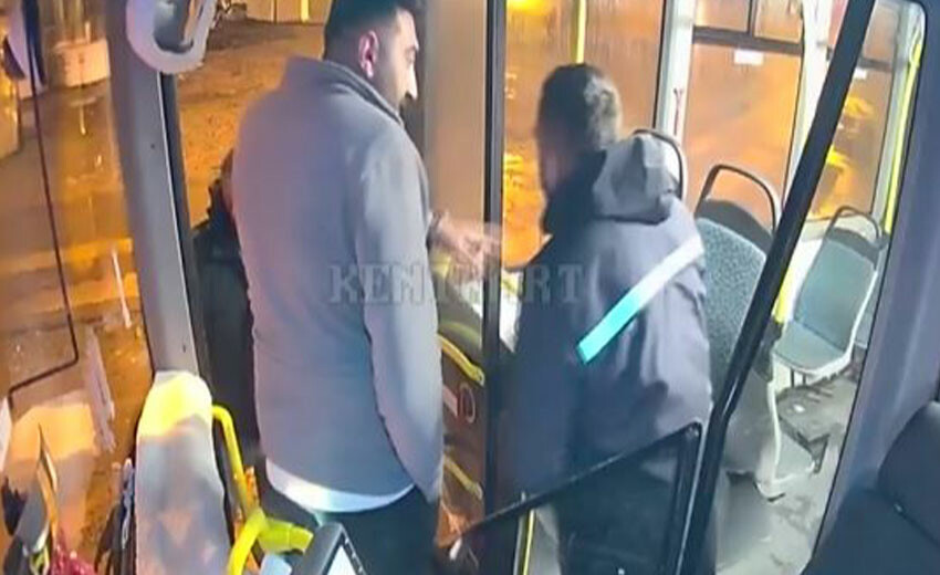 Duyarlı otobüs şoföründen insanlık ölmemiş dedirten hareket! Yaralı kurye için seferber oldu