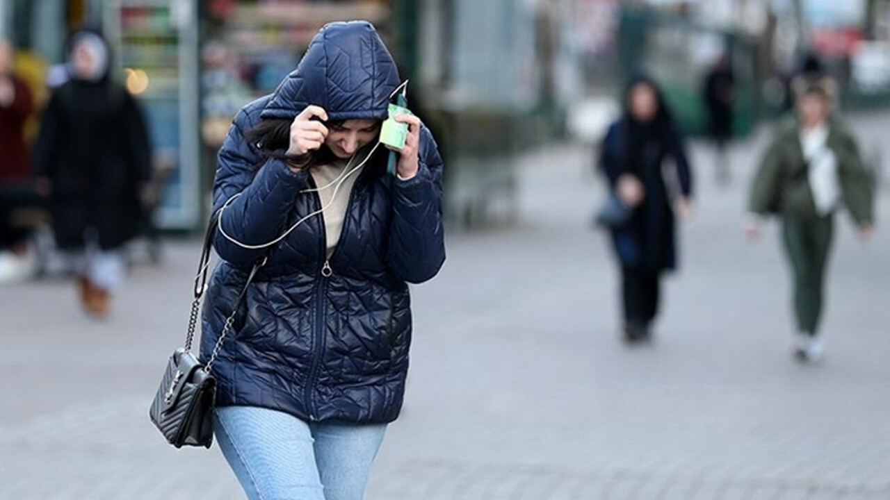 Lodos eğitimi vurdu, 5 ilçede okullar tatil edildi Lodos eğitimi vurdu, 5 ilçede okullar tatil edildi