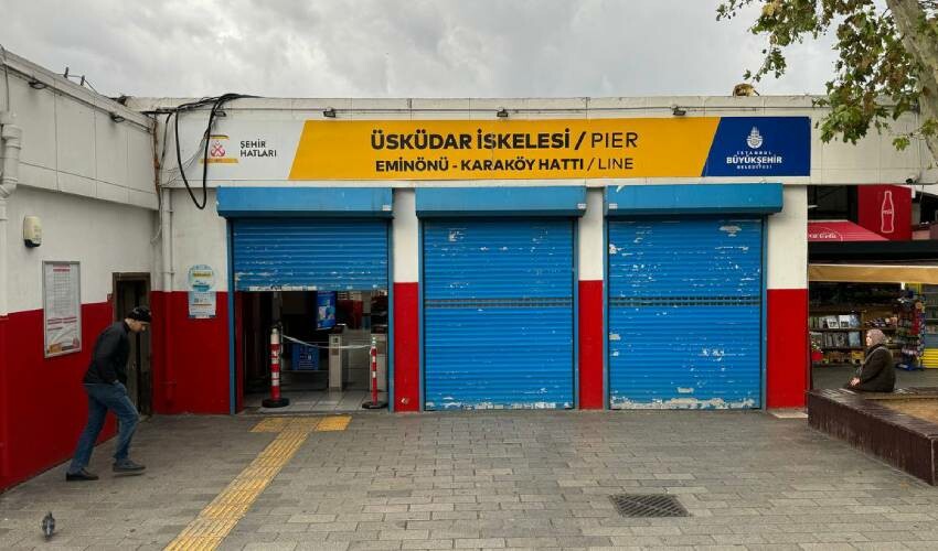İstanbul’u fırtına vurdu! Valilik şiddetli yağışın bilançosunu açıkladı İstanbul’u fırtına vurdu! Valilik şiddetli yağışın bilançosunu açıkladı