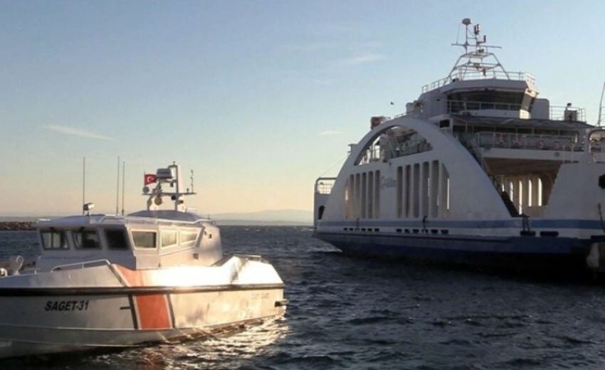 Gökçeada ve Bozcaada feribot seferleri iptal mi? 30 Kasım- 1 Aralık Gökçeada, Bozcaada arabalı vapur seferleri iptal mi edildi, neden yok? Gökçeada ve Bozcaada feribot seferleri iptal mi? 30 Kasım- 1 Aralık Gökçeada, Bozcaada arabalı vapur seferleri iptal mi edildi, neden yok?