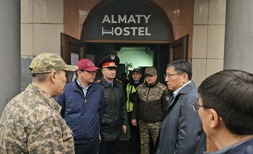 Kazakistan'da korkunç yangın! Pansiyon alevler içinde kaldı: 13 ölü