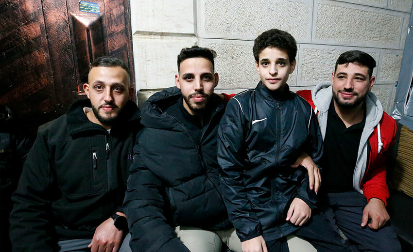 İsrail hapishanesinden kurtuldular! Filistinli 30 kadın ve çocuk esir serbest bırakıldı İsrail hapishanesinden kurtuldular! Filistinli 30 kadın ve çocuk esir serbest bırakıldı