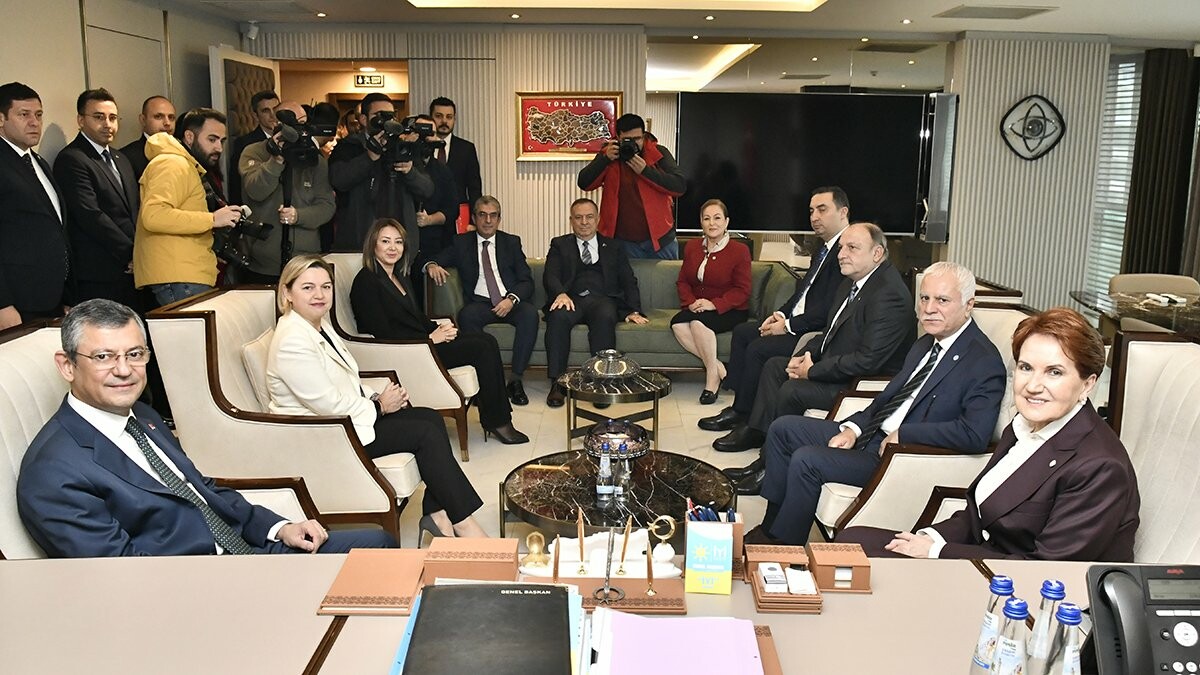 Akşener'den CHP'ye yeşil ışık:  Akşener'den CHP'ye yeşil ışık: