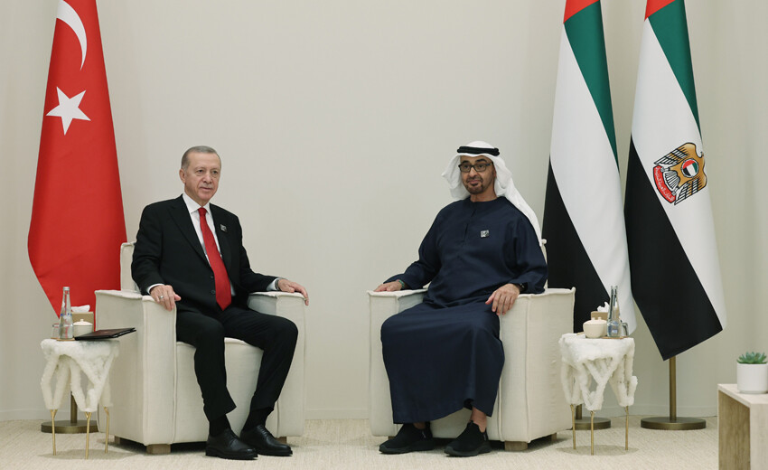 Cumhurbaşkanı Erdoğan’dan BAE'de yoğun diplomasi trafiği: Çok sayıda liderle görüştü Cumhurbaşkanı Erdoğan’dan BAE'de yoğun diplomasi trafiği: Çok sayıda liderle görüştü