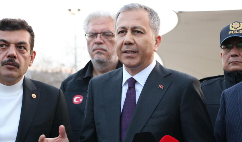 Bakan Yerlikaya'dan kayıp denizcilere ilişkin açıklama: Şu ana kadar herhangi bir emareye rastlamadık Bakan Yerlikaya'dan kayıp denizcilere ilişkin açıklama: Şu ana kadar herhangi bir emareye rastlamadık