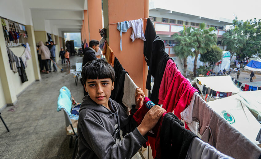 Filistinlilerin inançlarına bağlılığından etkilenen ABD'li sanatçı Müslüman oldu Filistinlilerin inançlarına bağlılığından etkilenen ABD'li sanatçı Müslüman oldu